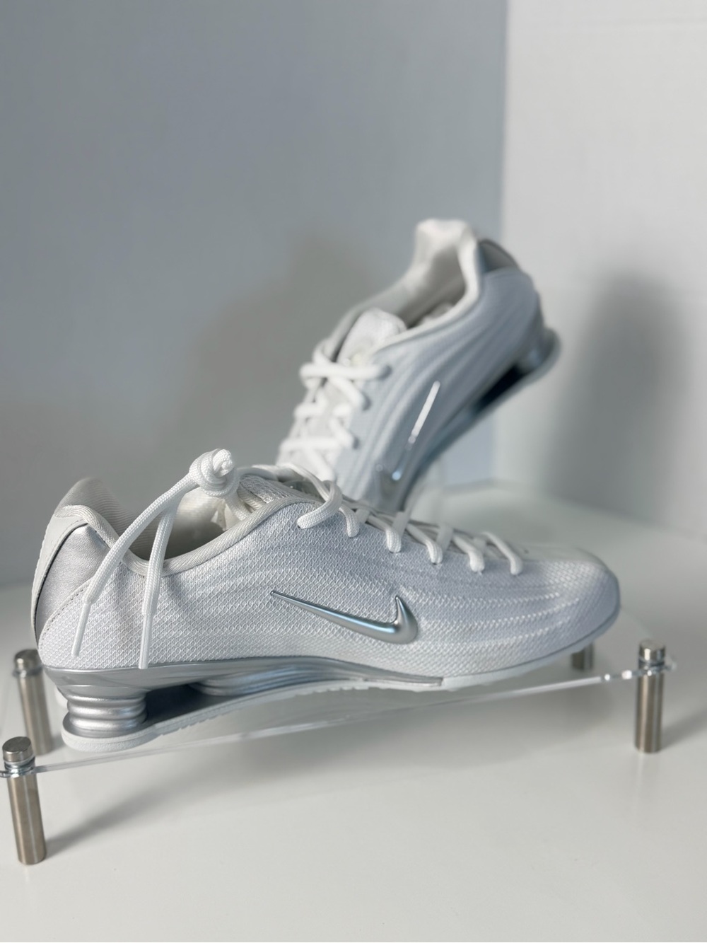 Nike Shox Z Women’s Size 7 White Metallic Silver HQ7540-103
